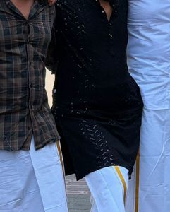 Men's Black Embellished Kurta
