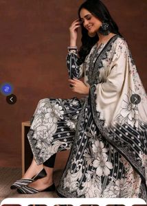 Libas Women Floral Printed Kurta Set