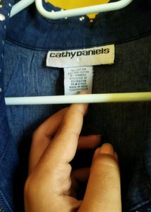 PRICE DROP💙Cathy Daniels Blue Denim Jacket