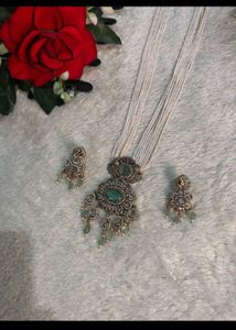 Elegant Beaded Necklace and Earring Set