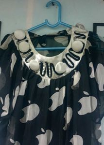 Stylish Black Apple Print Top