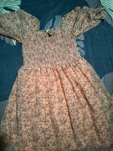 Chic Floral Puff Sleeve Dress