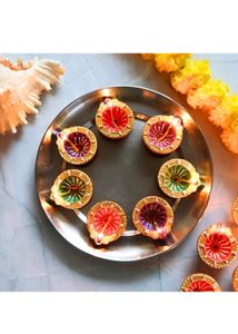 Decorative Diya Set for Festive Ambiance
