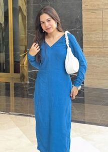 Elegant Blue Long Sleeve Dress