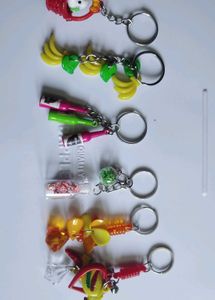 Cute Keychain Charms Set 6pcs se