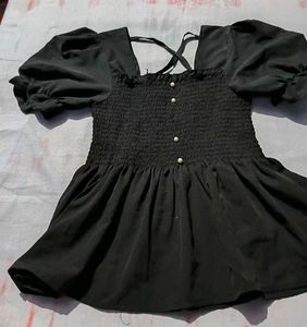 Chic Black Smocked Puff Sleeve Top