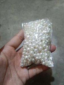 Cute White Cosmetic Pouch with Beads