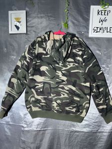 Man's Sherpa Camouflage Zip-Up Hoodie