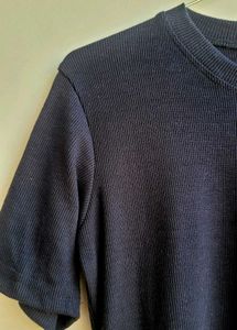 Black Ribbed Short Sleeve Top