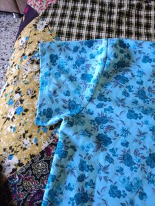 Cute Blue Floral Print Top