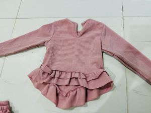 branded Pink Top &amp; Leggings Set