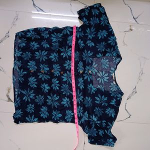 New Unused Top 2xl Top