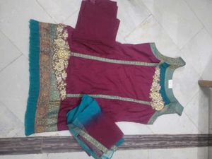 Embroidered Kurta Set