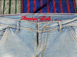 Stylish Light Wash Jeans