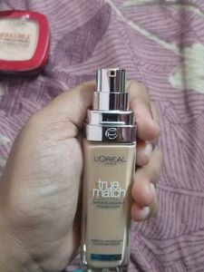combo of L'Oreal True Match Foundation ,compact