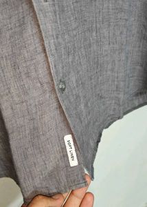 Price drop 🔥🔥🔥Premium Men's Grey Soft Linen Shi