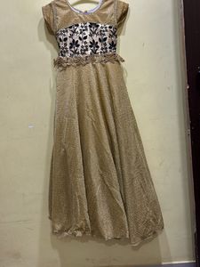 Elegant Gold Shimmer Maxi Dress