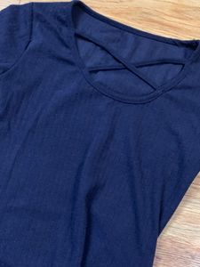 Cute Black Cut-Out Long Sleeve Top