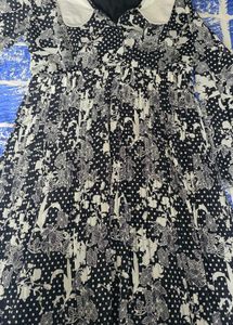 Chic Black &amp; White Floral Print Dress