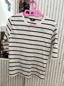 Striped 3/4 Sleeve Top