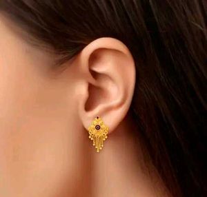 Elegant Gold Dangle Earrings