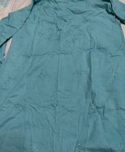 Pure lucknow Elegant Blue Embroidered Cotton Kurta