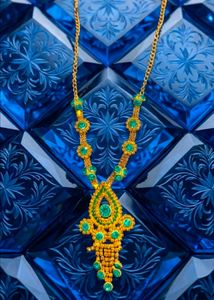 Gold Tone Emerald Necklace Set