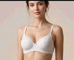 White net Lace Floral Bra 34B