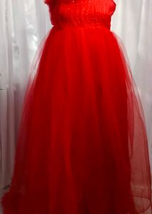 Stunning Red Tulle One-Shoulder Gown