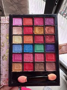 Cute Floral Pink Mini Makeup Kit