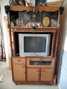 Showcase (TV Set)