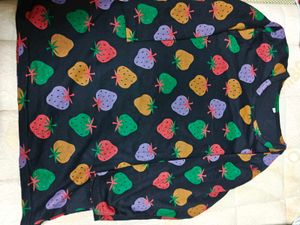 New Strawberry Print Tshirt