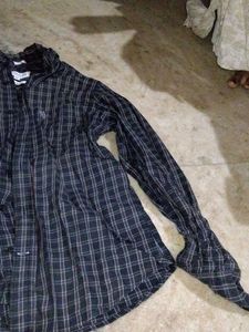 Men's Plaid Button-Up Shirt