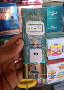 Dily Green Tea Fairness Cream Foundation