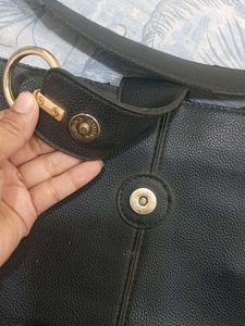 Chic Black Faux Leather Shoulder Bag