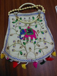Embroidered Elephant Design Handbag