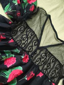 Beautiful Rose Print croptop ❤️