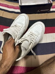 Triple White Sneaker