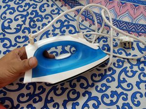 Sheffield Classic Steam Iron