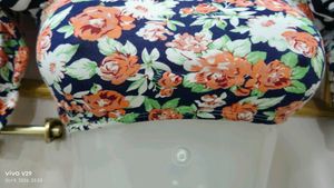 Floral Print Crop Blouse