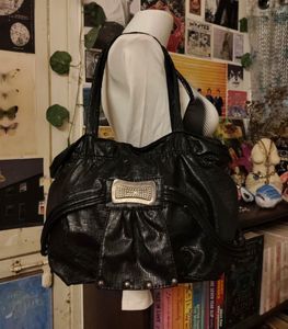 Chic y2k Black Textured Handbag