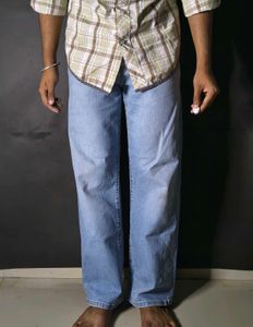 levi's Unisex like new Light Wash Denim Jeans