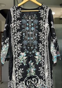 Elegant Black Kurta with Floral Print