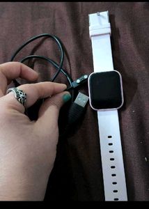 Helix Mettlic Fit 2.0 Smart Watch  With Charger