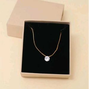 Elegant Gold Necklace