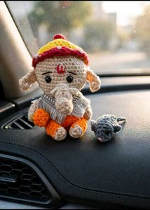Handmade Crochet Ganesha + mushak