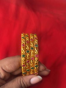 Gold Bangle Set