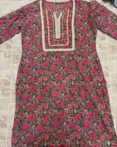 Stylish Grey Floral Print Kurta