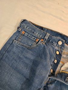 Levis Classic Blue Denim Jeans waist 30