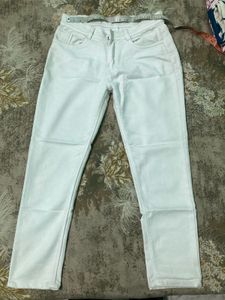 Cream Colored Denim Jeans